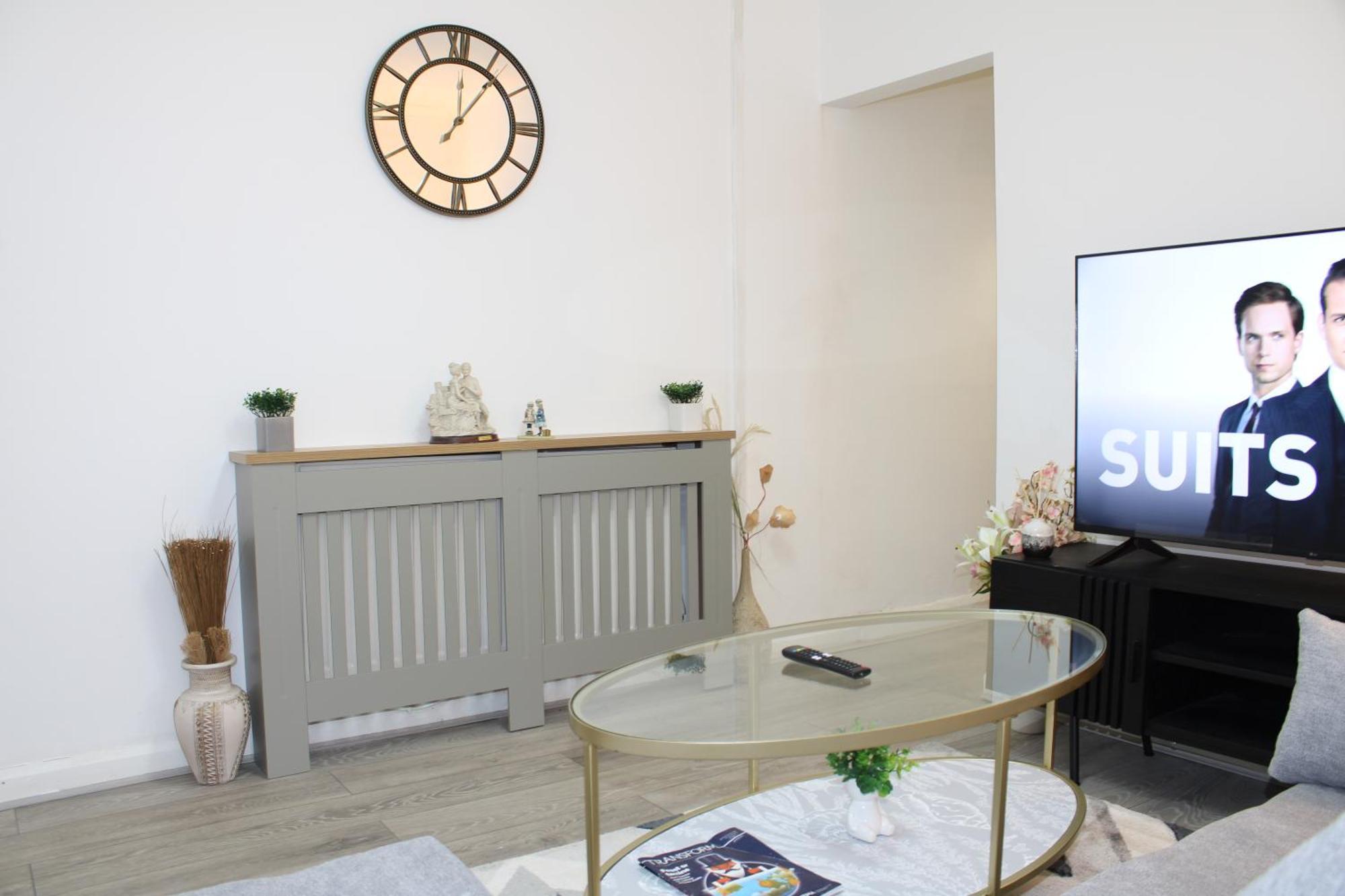 F2S Serviced Apartments 2Bedroom Terrace House With Free Wifi Netflix Suitable For Contractors Walking Distance To Train Station Derby Exterior photo