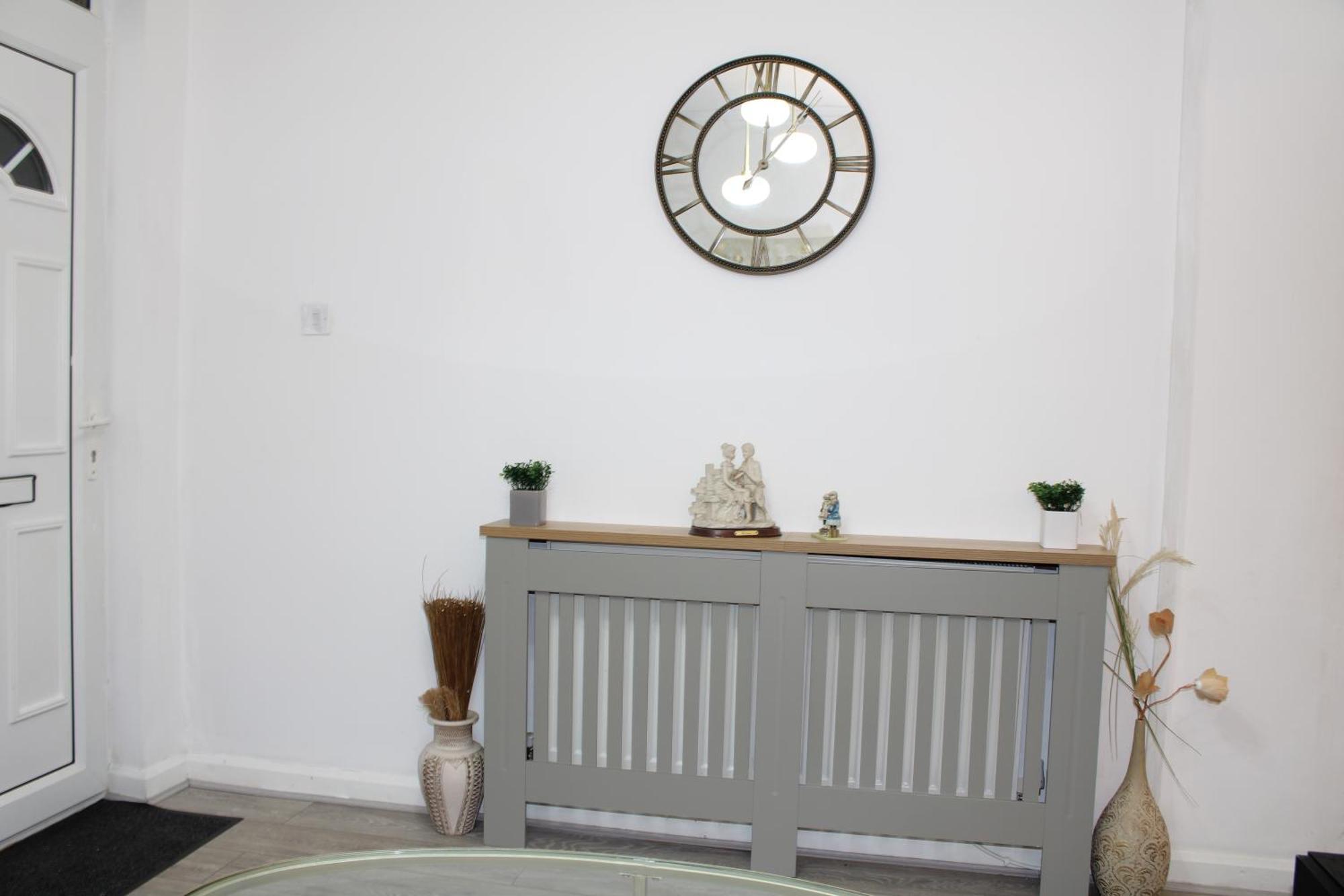 F2S Serviced Apartments 2Bedroom Terrace House With Free Wifi Netflix Suitable For Contractors Walking Distance To Train Station Derby Exterior photo